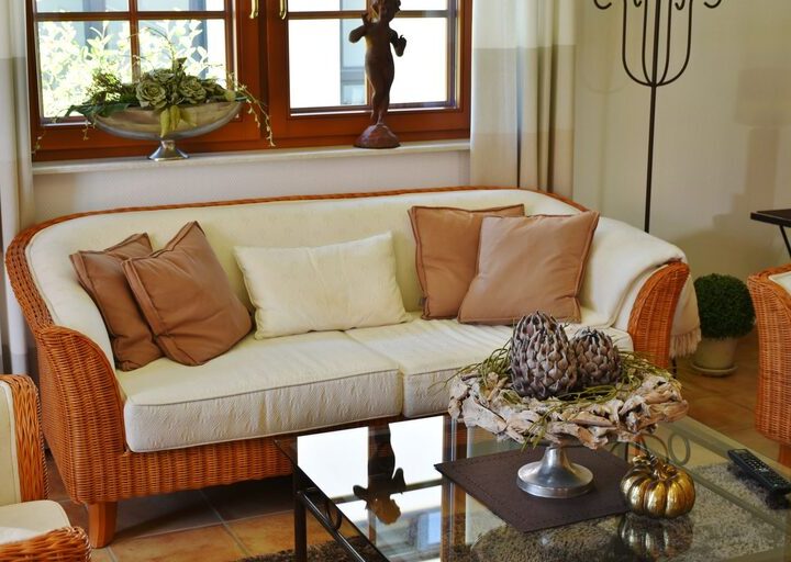 Easy Ideas for Refreshing Your Living Room on a Budget